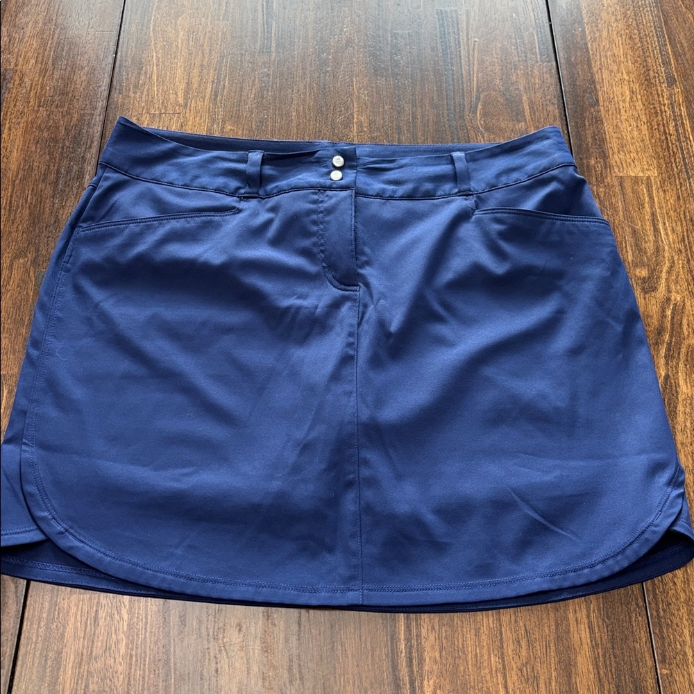 Adidas women’s golf or tennis skirt